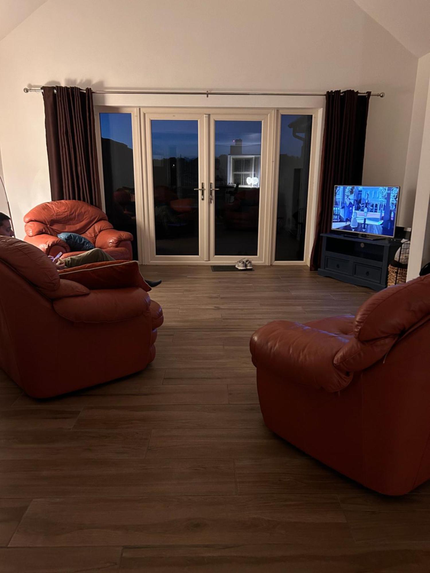 The Parlour Cottage Голуей Екстериор снимка